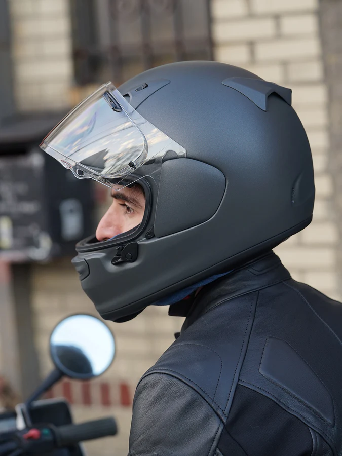 Arai Regent-X Adult Street Motorcycle Helmet